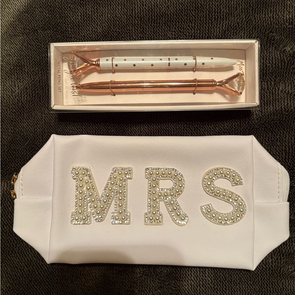 White MRS Cosmetic Bag with Rose Gold Pens